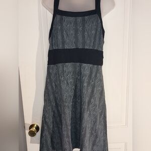 2/$30 Elegant Black and Gray CABELA'S Women's Dress (#1,212)